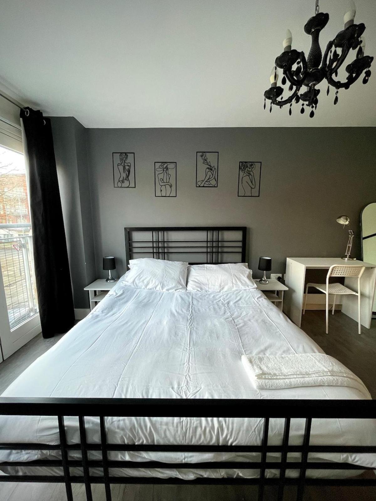 Centre Apartment *